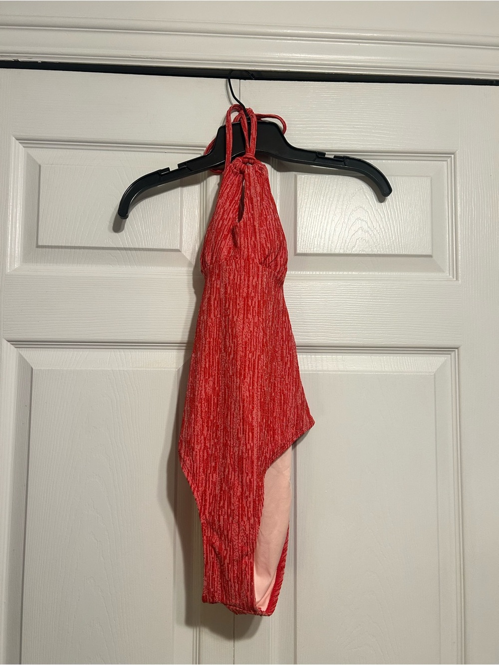 Cupshe Shimmery Red Textured One-Piece Swimsuit